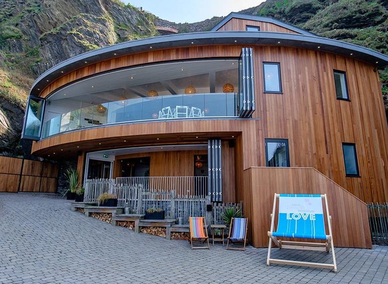 laminated tough glass balcony in a restaurant